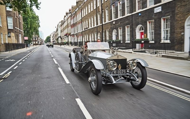 Lịch sử phát triển thương hiệu Rolls Royce