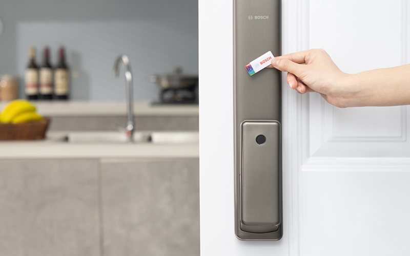 Khóa cửa Bosch FU 780KB